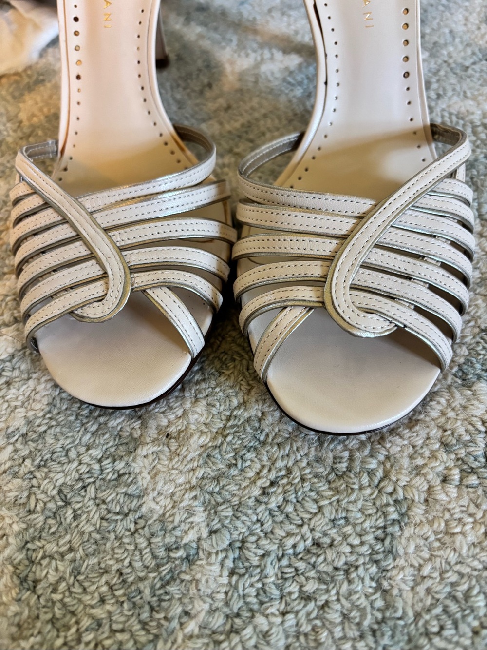 ANTONIO MELANI BLAIR Size 8 Strappy Heel Heels Cream Ivory Gorgeous! EUC - Picture 4 of 6